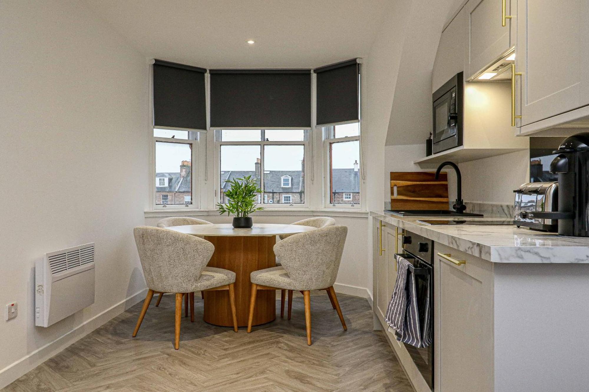 Beachwalk Apartments By Nova Suites Эр Экстерьер фото